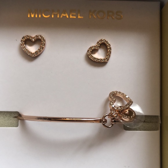 Michael Kors Rose Gold Plated Over Brass Heart Stud Earrings & Bangle Set NWT - Picture 4 of 12